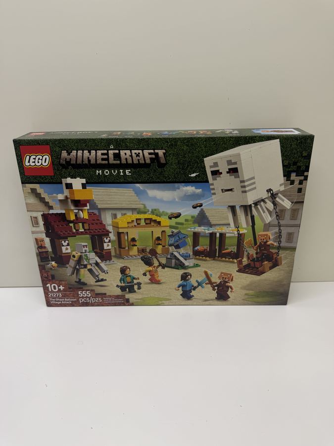 LEGO The Ghast Balloon Village Attack #21273 — New Sealed