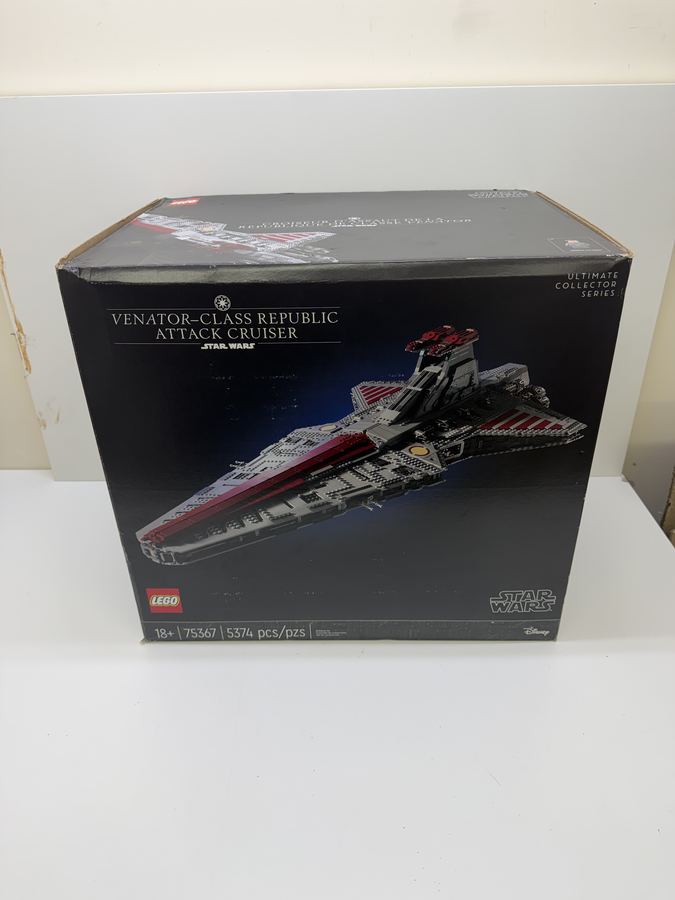 LEGO Venator-Class Republic Attack Cruiser #75367 — New Sealed