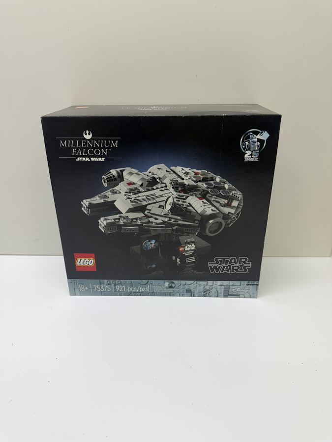 LEGO Millennium Falcon (25th Anniversary) #75375 — New Sealed