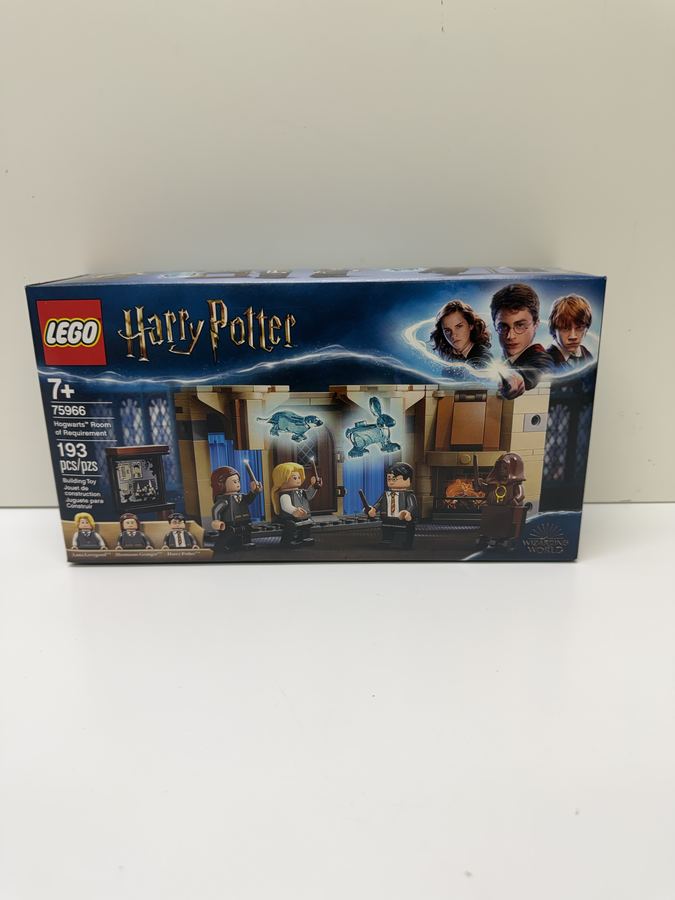 LEGO Hogwarts Room of Requirement #75966 — New Sealed