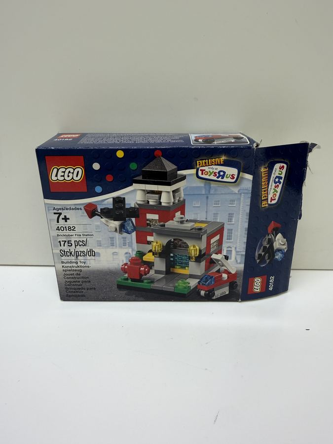 LEGO Bricktober Fire Station #40182 — Used - Complete