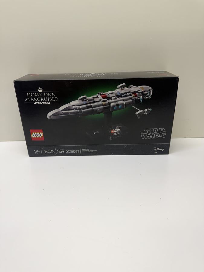 LEGO Home One Starcruiser #75405 — Used - Complete